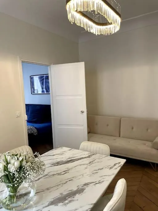 Paris Luxury Family Getaway Apartment 0*,  France