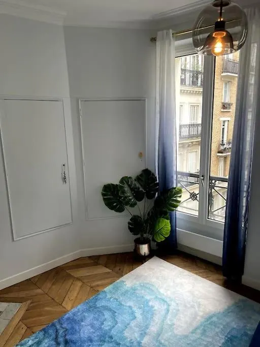 Paris Luxury Family Getaway Apartment 0*,