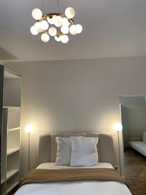 Paris Luxury Family Getaway Apartment