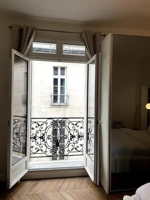 Paris Luxury Family Getaway Apartment 0*,  France