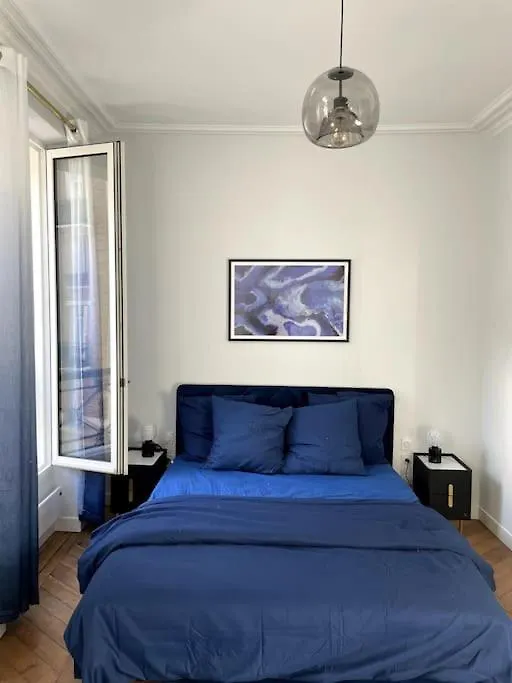 Paris Luxury Family Getaway Apartment