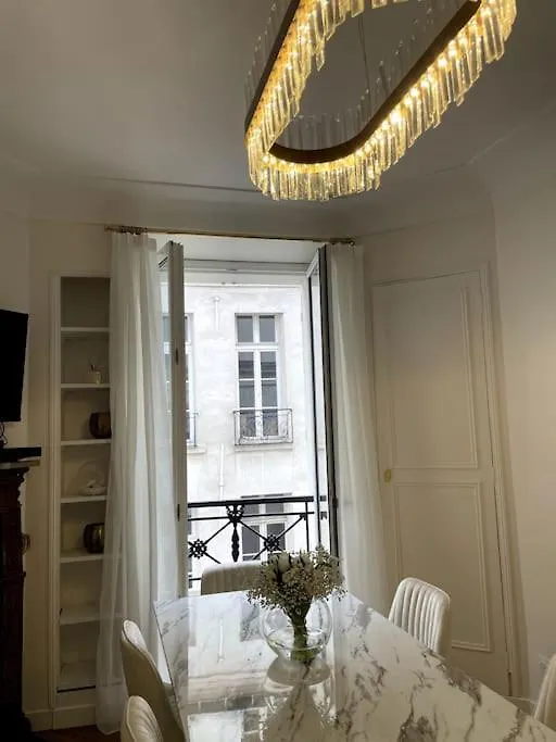 Paris Luxury Family Getaway Apartment France