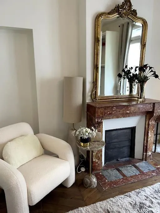 Paris Luxury Family Getaway Apartment