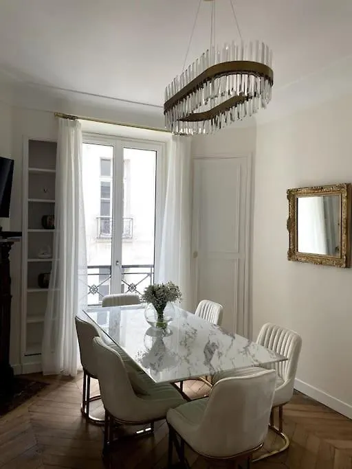 Paris Luxury Family Getaway Apartment France