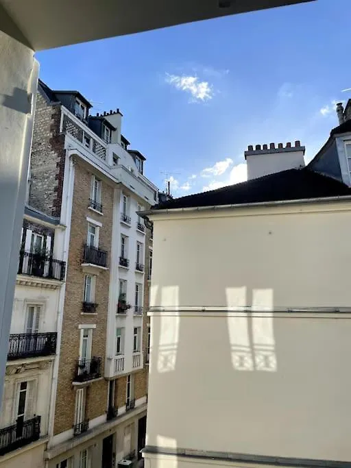 Paris Luxury Family Getaway Apartment 0*,  France