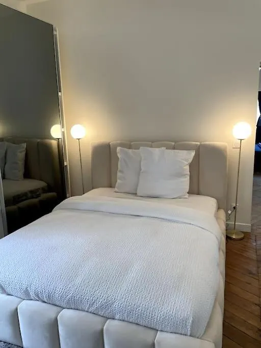 Paris Luxury Family Getaway Apartment
